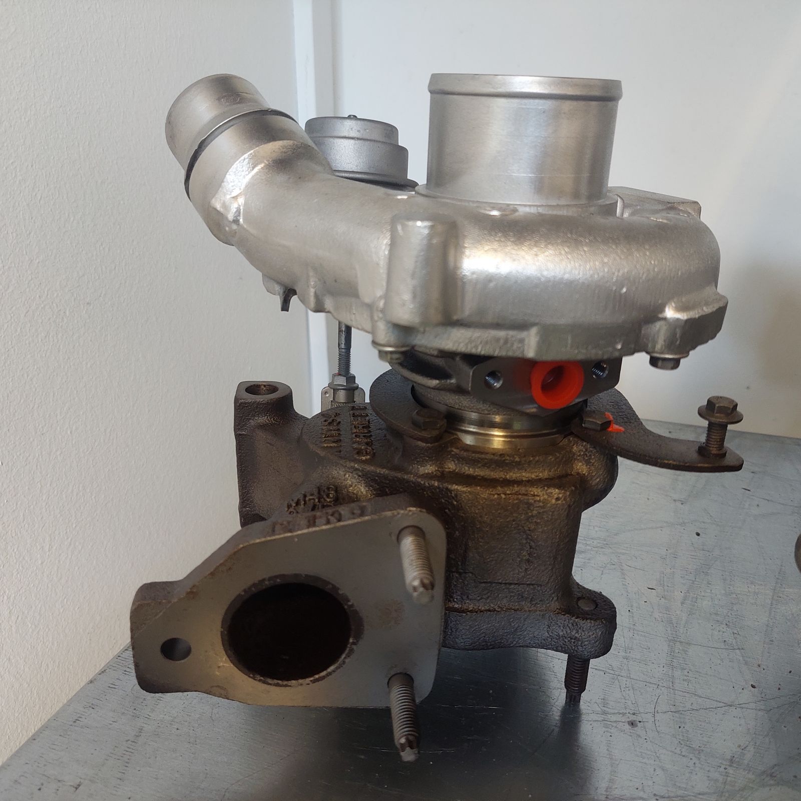 GT1549S Renault Trafic, Opel Vivaro felújított